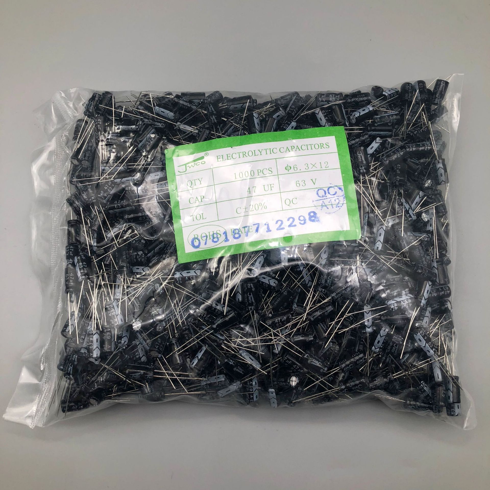 贴片铝电解电容 100UF 25V 6.3*7.7 MM 性电容 20% SMD