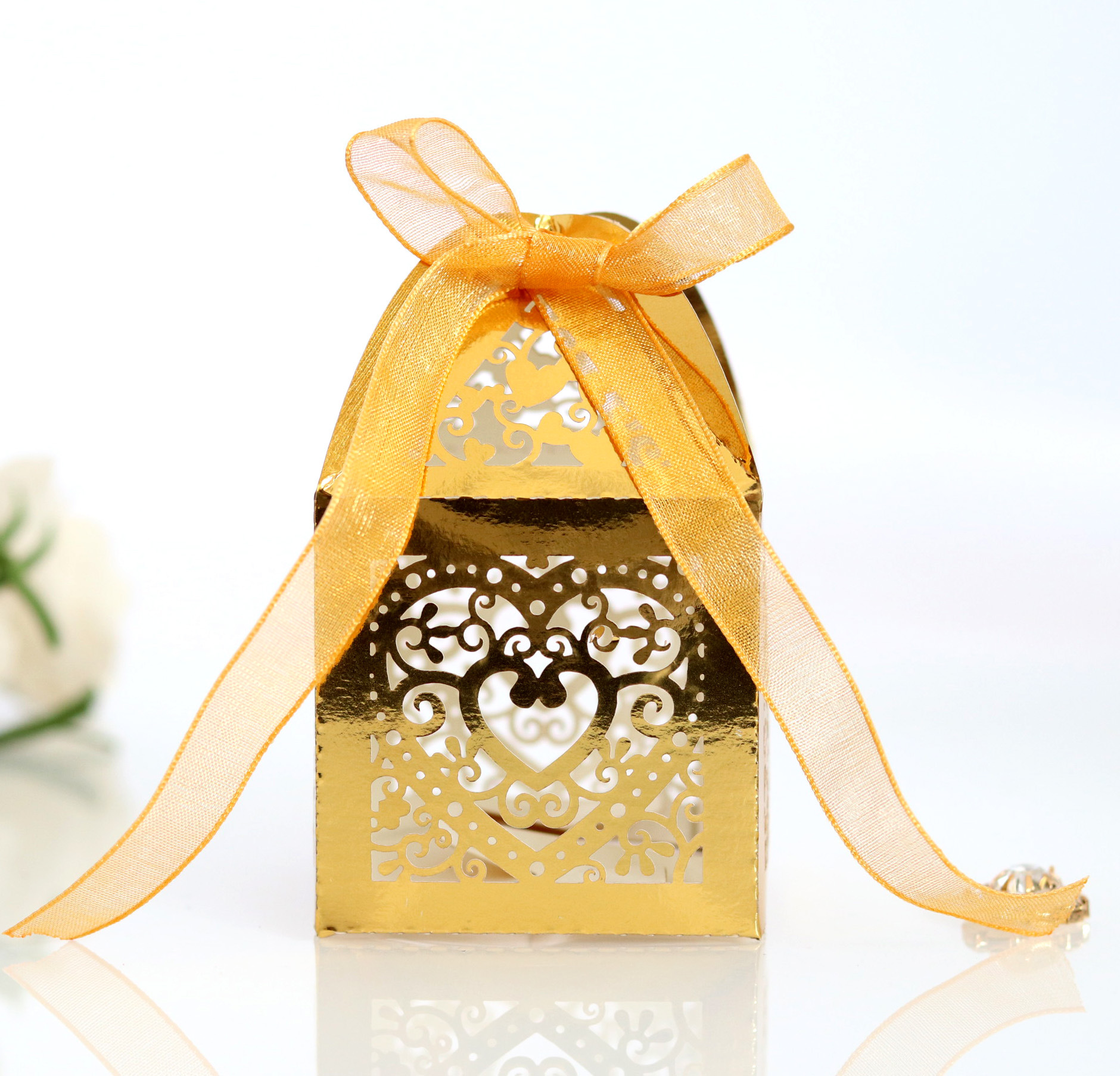 2021新款结婚喜糖盒子手提式婚礼糖盒创意花卉礼盒订婚喜糖空盒-阿里巴巴