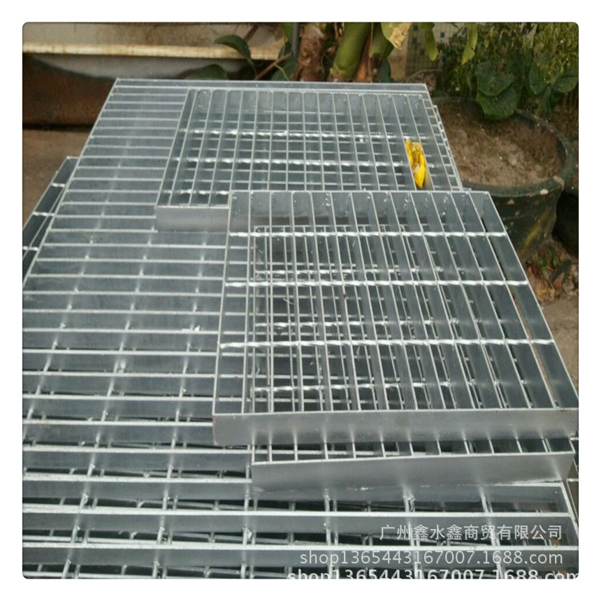 工厂大批量现货生产楼梯踏板 天桥走道踏板   可订做 承重力强