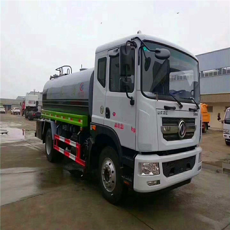 The New 12-14 Square Dongfeng D9 Sprinkler Truck Is Now Available with a Professional After-Sales Team Cummins 180 Horsepower The New 12-14 Square Dongfeng D9 Sprinkler Truck Is Now Available with a Professional After-Sales Team Cummins 180 Horsepower