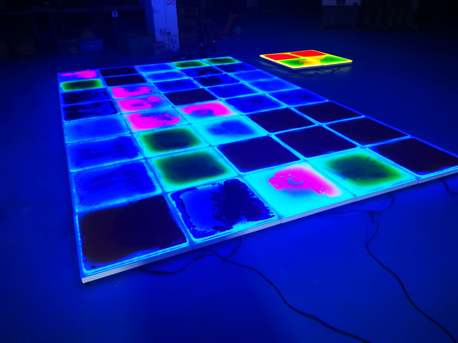 液体地砖LED发光地砖灯舞台灯光酒吧KTV餐厅咖啡厅娱乐地板促销-阿里巴巴