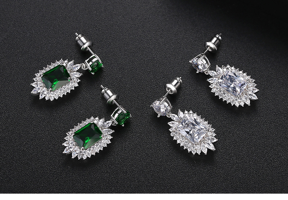 Earrings Fashion Korean New Simple Ladies Banquet Copper Inlaid Zircon Earrings display picture 2