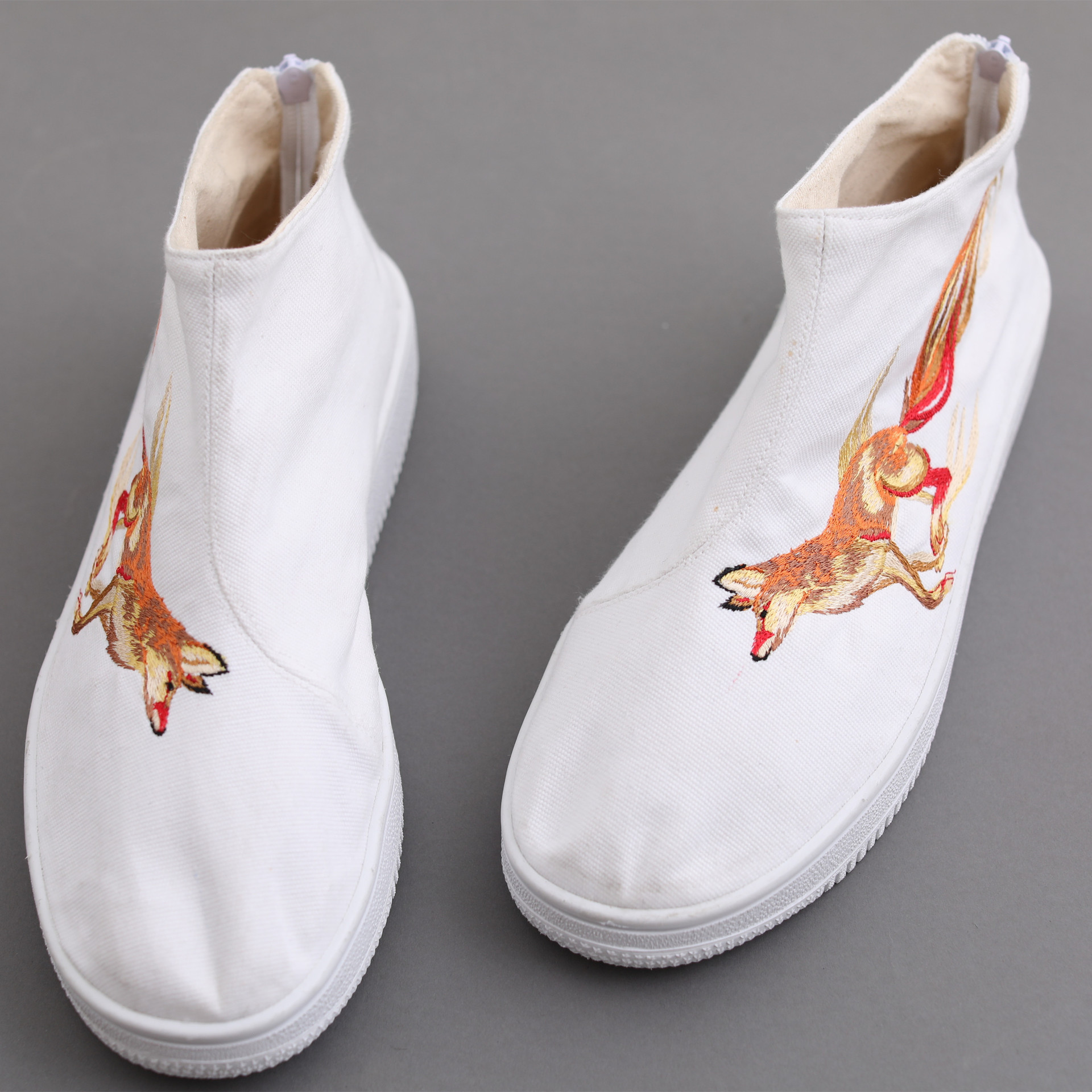 25麻凡布衣夏季新款 女狐狸鞋 复古文艺风刺绣休闲帆布鞋民族