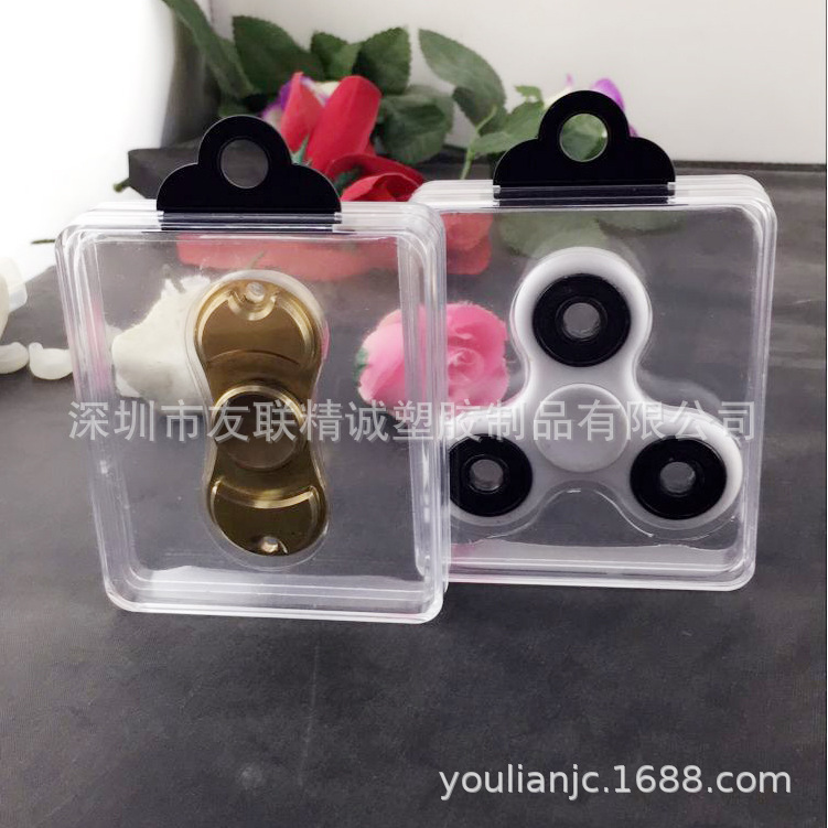 厂家生产销售指尖陀螺U盘移动电源带梅花挂钩水晶盒