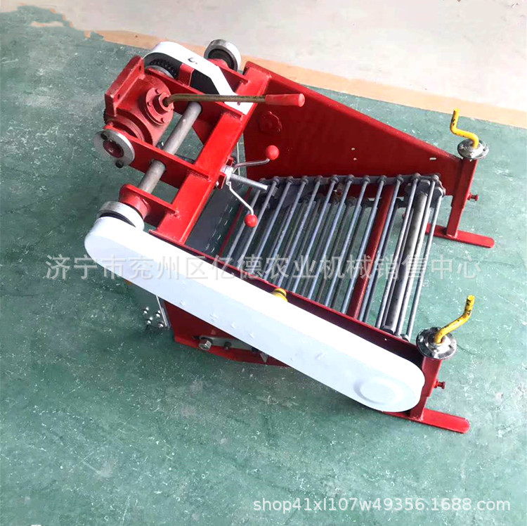 多款新型地瓜萝卜收获机手扶车配套使用中草药大蒜多功能收获机