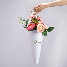 韩式创意折叠手提圆形花束袋 ins便携玫瑰鲜花桶粉色插花手拎纸袋