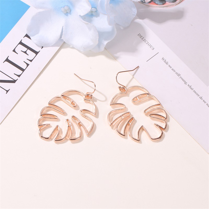 Women'S Gender Plating Design Fashion Style Simple Retro Hollow Leaves Earrings Banana Leaf Earrings Female