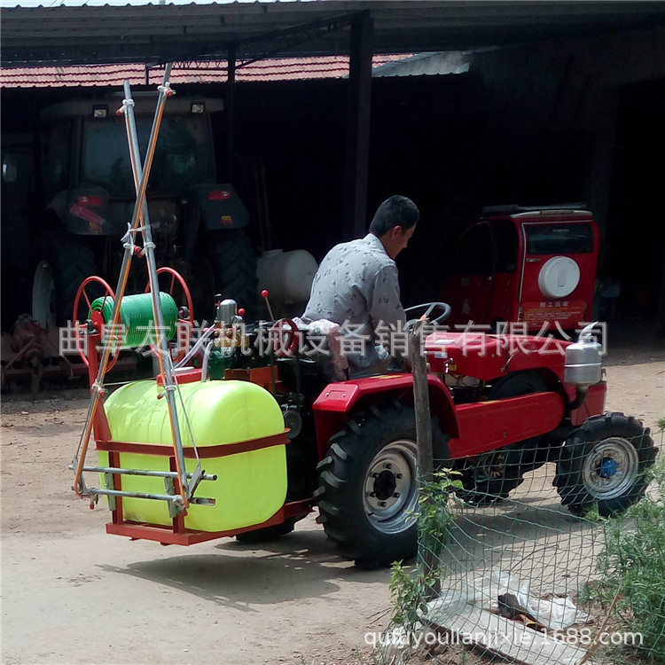 大面积田地折叠杆打药机易操作 300升打药机 四轮打药机射程远 63