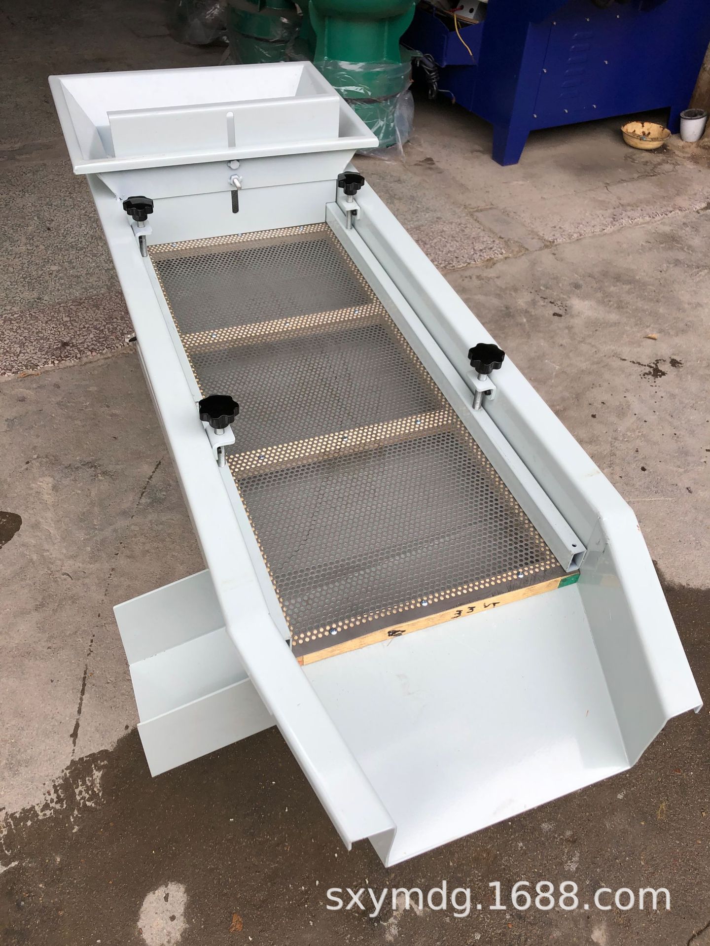 小型振动筛，小型振动分离筛，振动筛，直线振动筛，振动筛分机