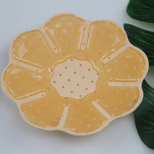 Factory wholesale silicone breast pads nipple pads anti-slip lifting breast pads anti-bump fabric invisible breast cushion