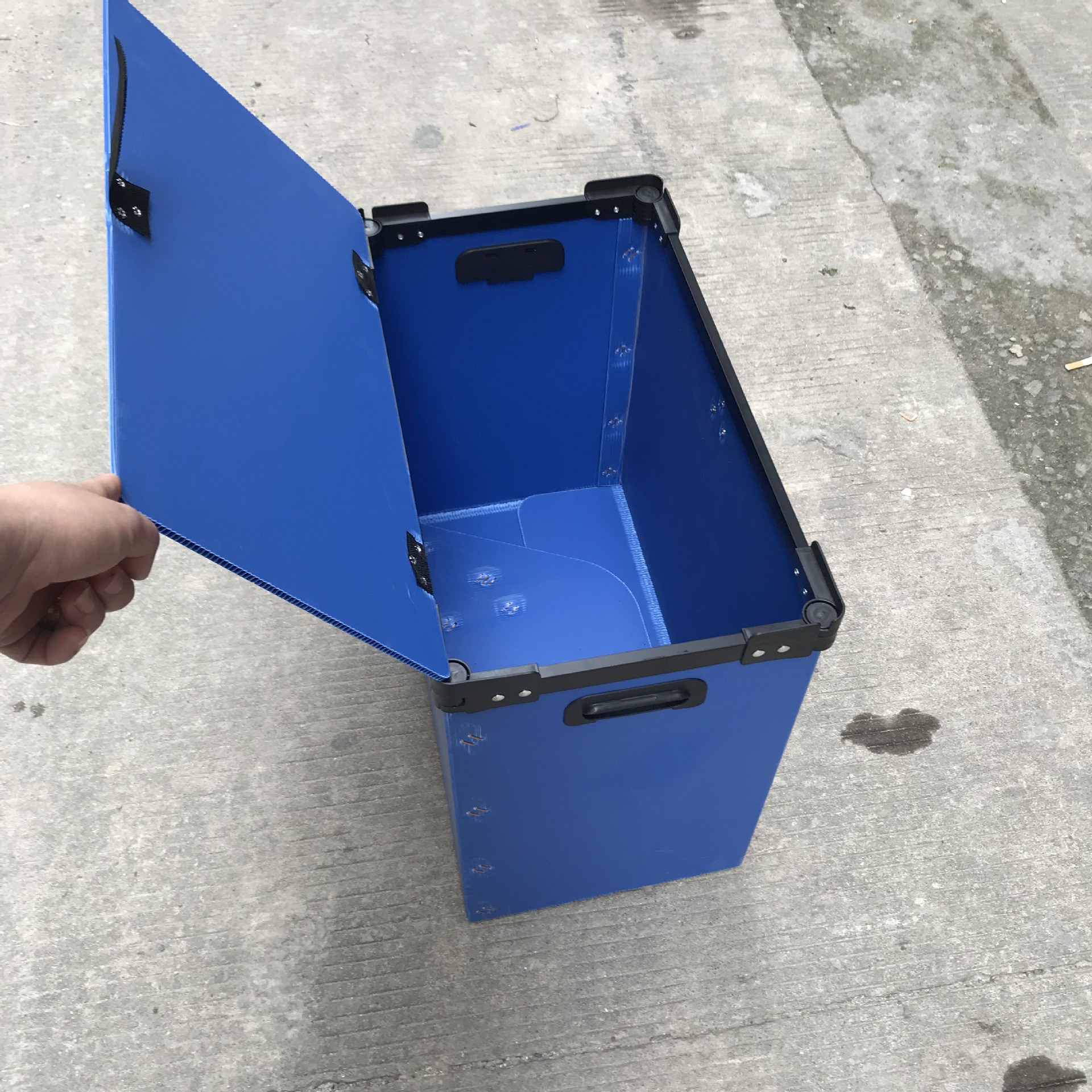 加包边条型中空板骨架箱 防静电折叠式周转箱 塑料瓦楞板隔板刀卡