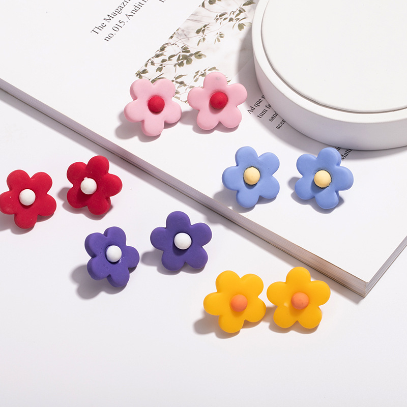 Korea's Simple And Cute Girl Candy Color Matching Flower Earrings display picture 3