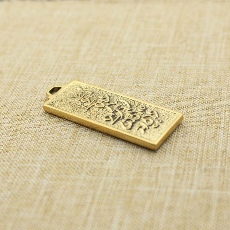 Creative brass retro keychain, handle, flashlight, copper accessory, internet celebrity