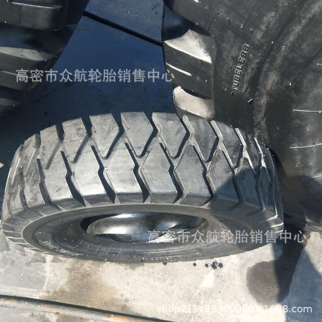 现货供应 7.00-12 工程轮胎 叉车轮胎 两大块花纹
