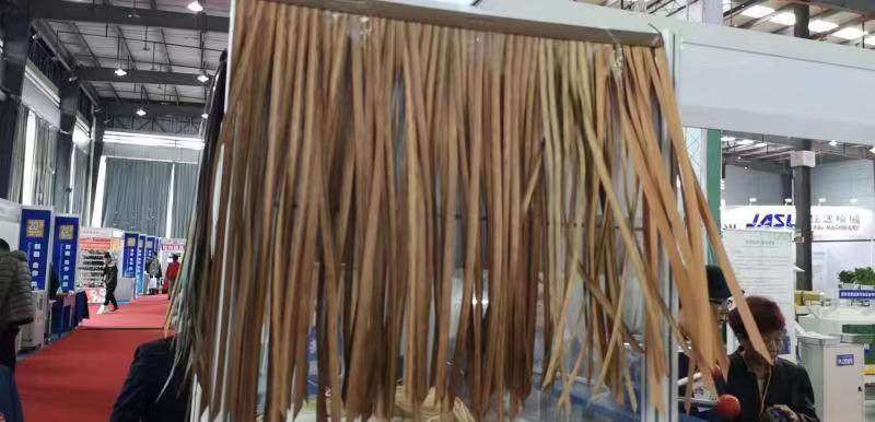 PP仿藤挤出机PE三色或单色仿藤挤机器仿茅草藤条挤出设备