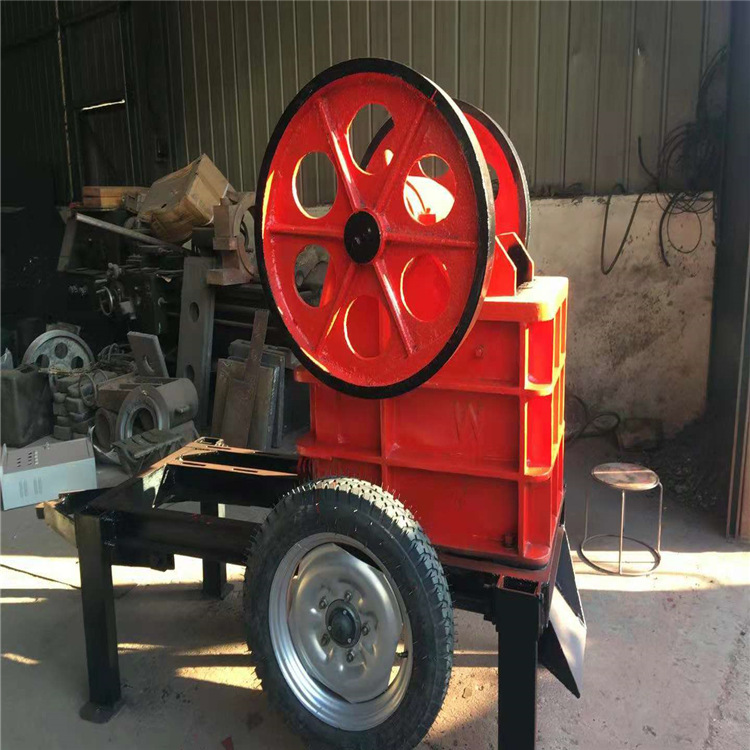 小型砂石破碎机生产线 颚式破碎机 制砂生产线移动式破碎站碎石机