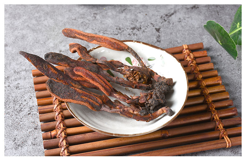 Hui Chun Cao (Boschniakia rossica) — Dried Whole Food Herb for Wine Infusion & Decoction key features