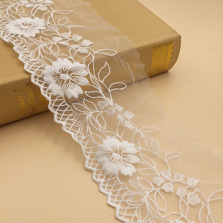 工厂直销水溶绣花网布棉线花边 刺绣花朵条码蕾丝裙子服装diy辅料