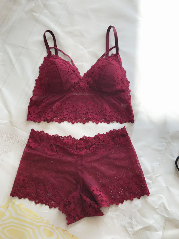 Wireless Bra and Panty Set Image 3