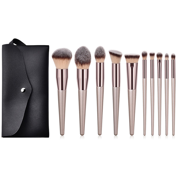 Simple Style Artificial Fiber Wooden Handle Makeup Brushes 1 Set display picture 1