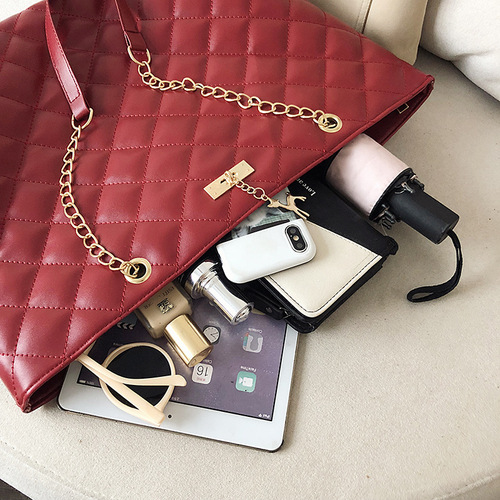 Women's bag new style  trendy women's large bag rhombus embroidery thread twist lock women's bag handbag single shoulder crossbody bag wholesale