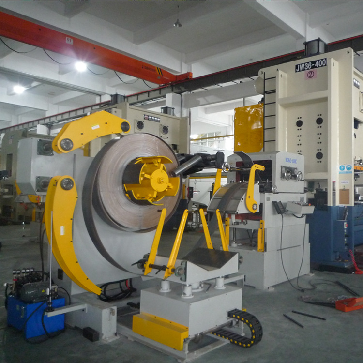 三合一送料机 轴承盖冲压自动送料机 避震器配件冲压自动送料机