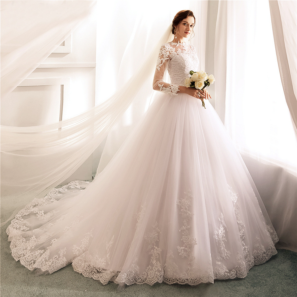 Long sleeve round neck foreign trade European and American wedding dress women's 2022 new large size fashion retro tail puffy Bride wedding dress 76
