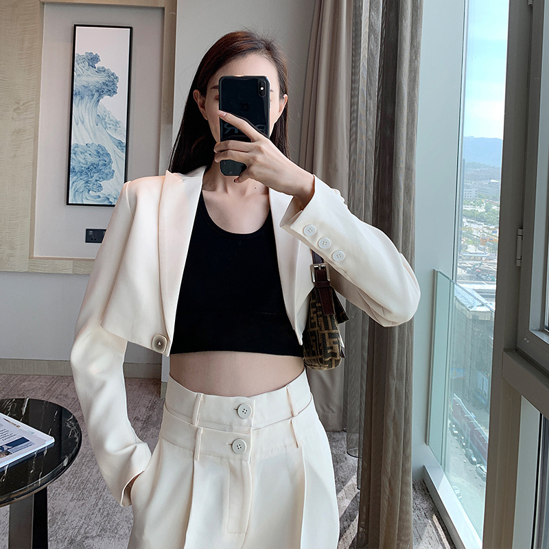 2020秋季新款時尚西服外套 白色短款女士修身休閑小西裝外套女