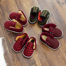 男式帆布鞋;女式棉鞋;男式布鞋