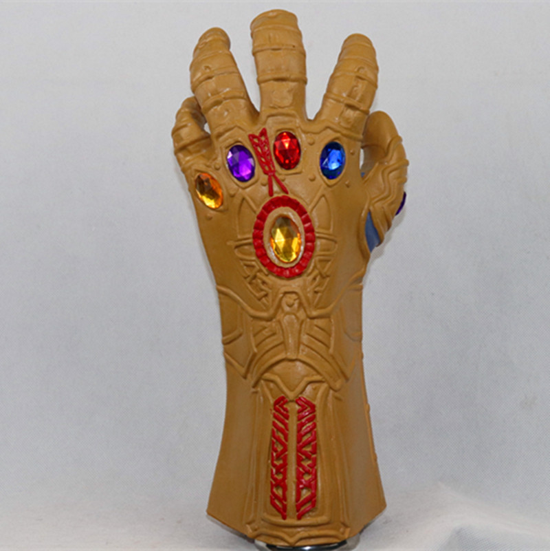 Окрашенные перчатки