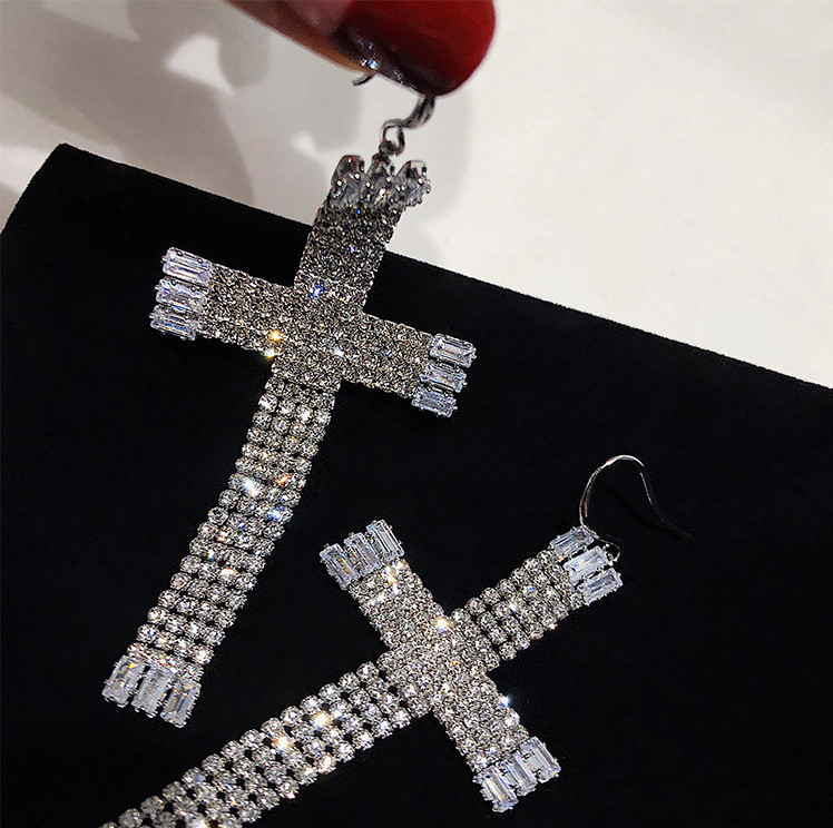 Exaggerated Flash Diamond Cross Tassel Earrings display picture 3