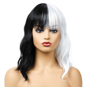 Wavy Hair Wigs Pelucas de pelo ondulado Parrucche capelli mossi Wig personality black and white long curly hair synthetic wigs headgear wig
