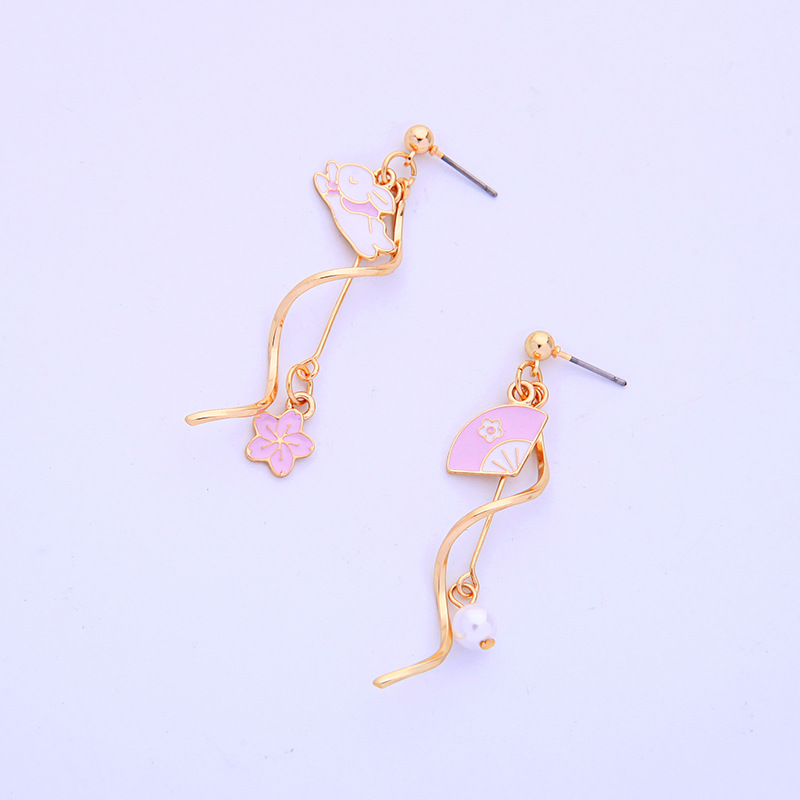 Korean Fan Hair Ball Earrings Cute Bunny Drip Oil Earrings Women's New Pearl Earrings display picture 13