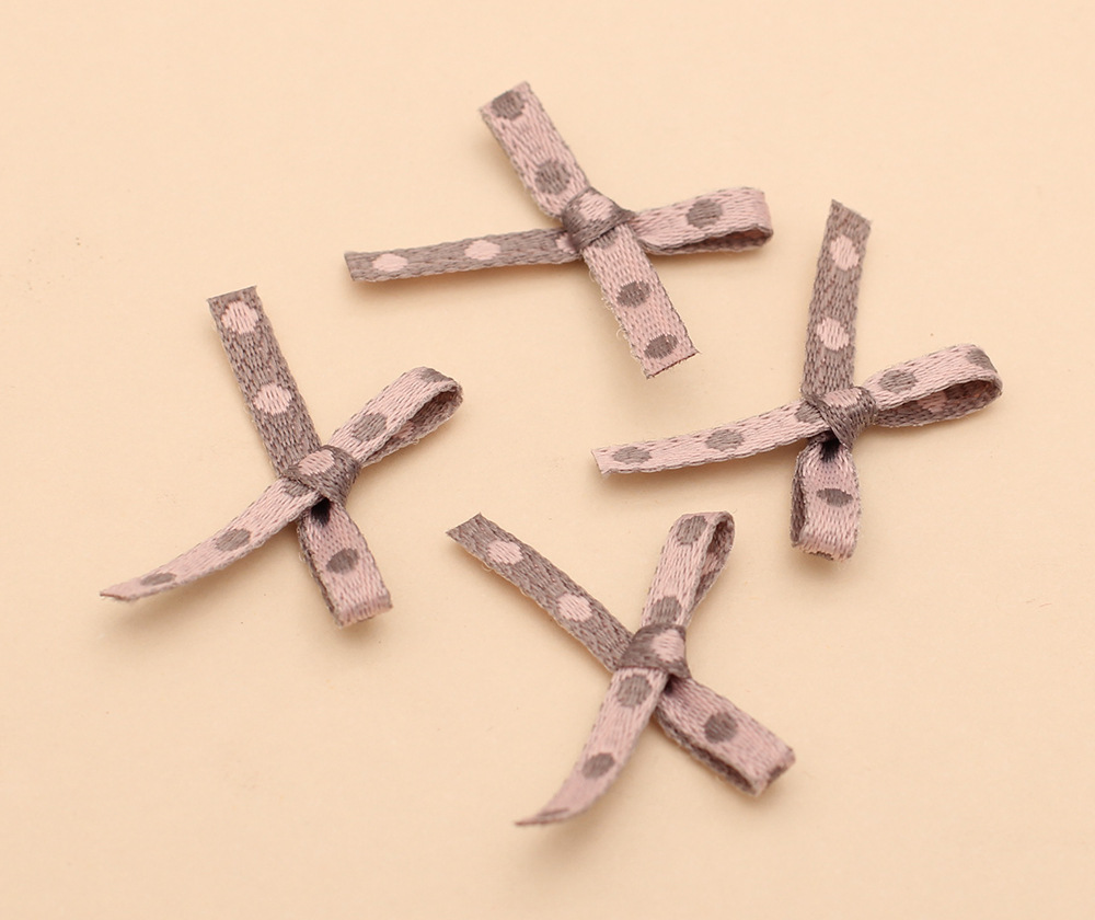 3毫米圆点小蝴蝶结