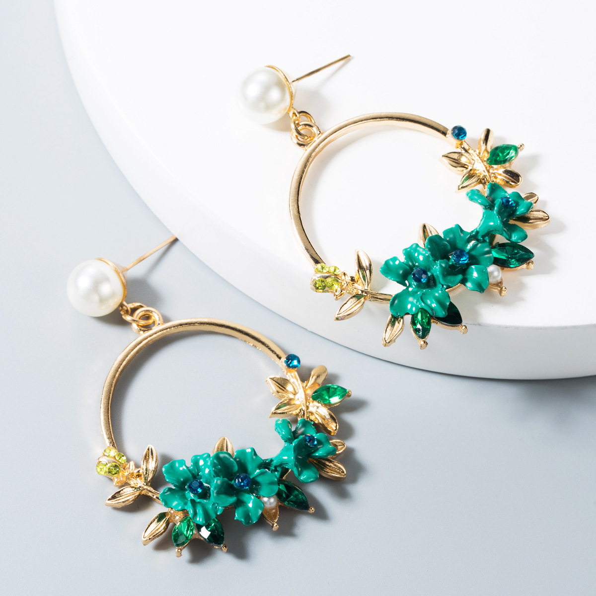 Alloy Ear Needle Material Simple Style Flower Inlaid Crystal Alloy No Inlaid Drop Earrings