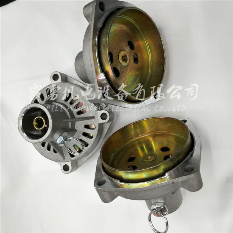 06fdde9b80c32a0d3f3fbeb357c903