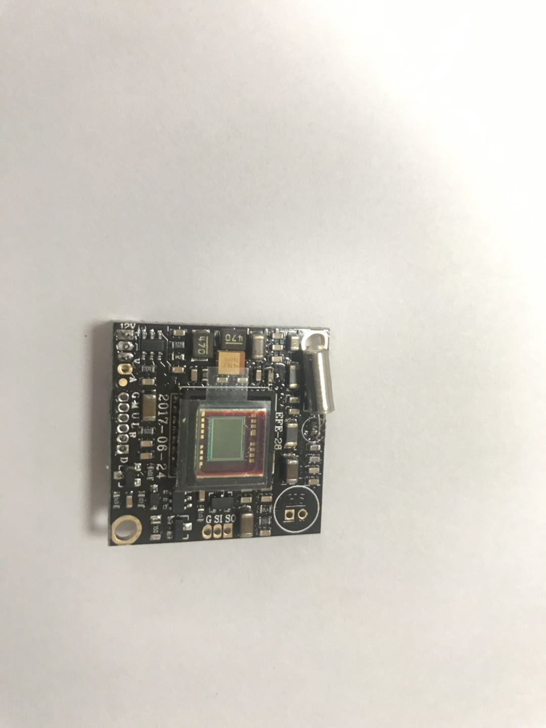 微型方块28MM4140+811SONY方案 700线模拟监控芯片960H主板模组