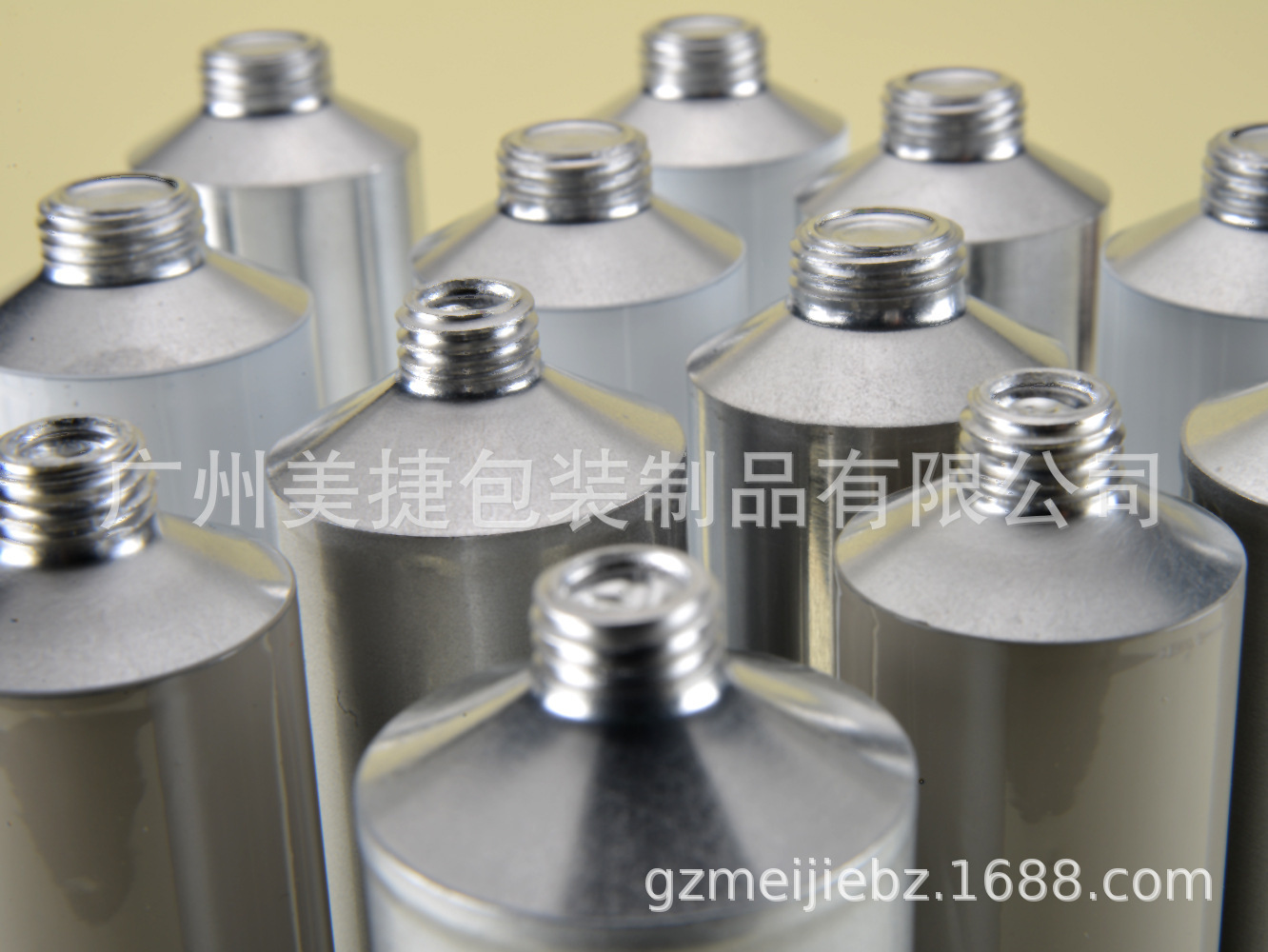 1115191639_2043258710