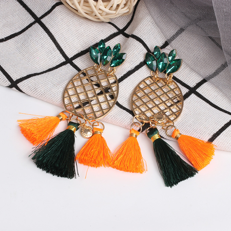 Fashion Pineapple Tassel Earrings display picture 4