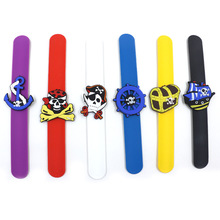 跨境海盗拍拍万圣节硅胶啪啪圈PVC手链手环腕带儿童玩具小礼品