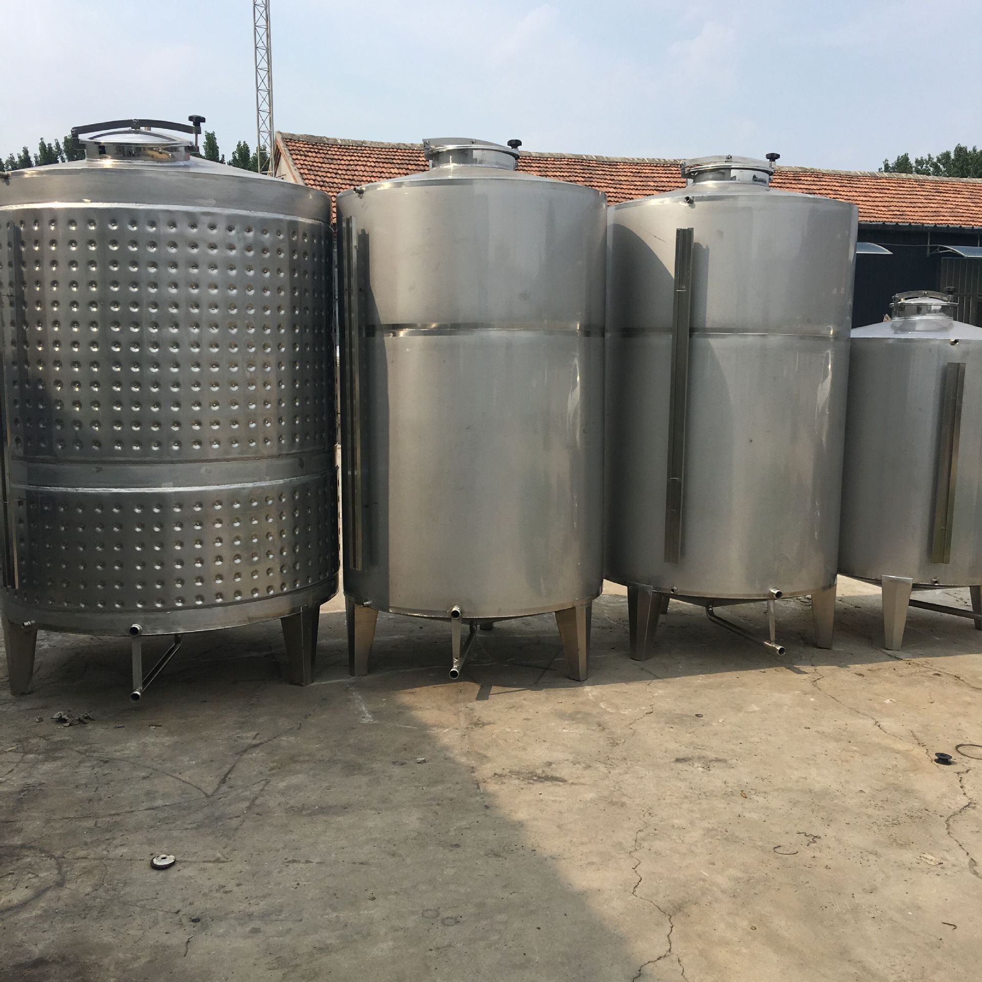 上海果酒厂家生产食品级不锈钢酒容器 304不锈钢储存罐