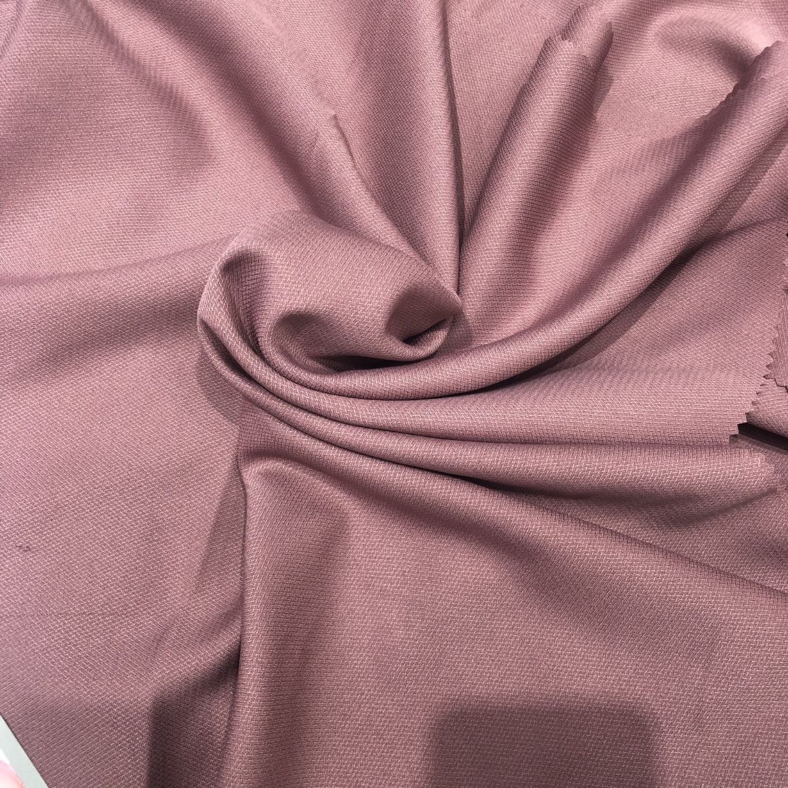 满天星小提花素色 柔软时装女装春夏面料 吊带衫衬衣染色纬弹面料