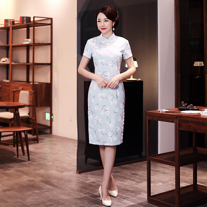 Retro Chinese style Mid length version cheongsam Dress 2021 fashion grace daily Self cultivation Improved cheongsam Mom outfit