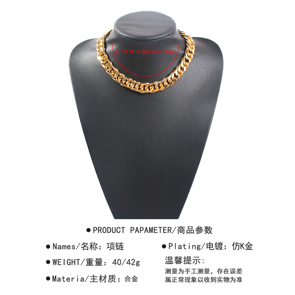 78g Weight Necklace Classification Travel Occasion Alloy Material Printing Pattern Women'S Gender Fashion Style Gold Color Metal Twist Buckle Thick Clavicle Chain Handsome Short Money Chain 无