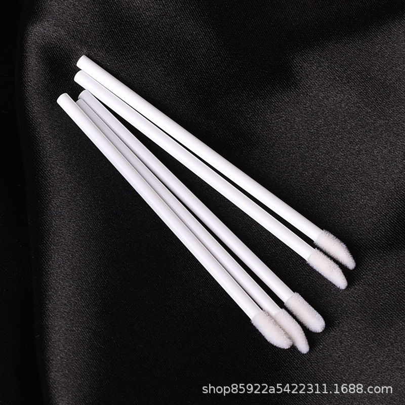 Factory directly provides hollow lip brush disposable empty heart…