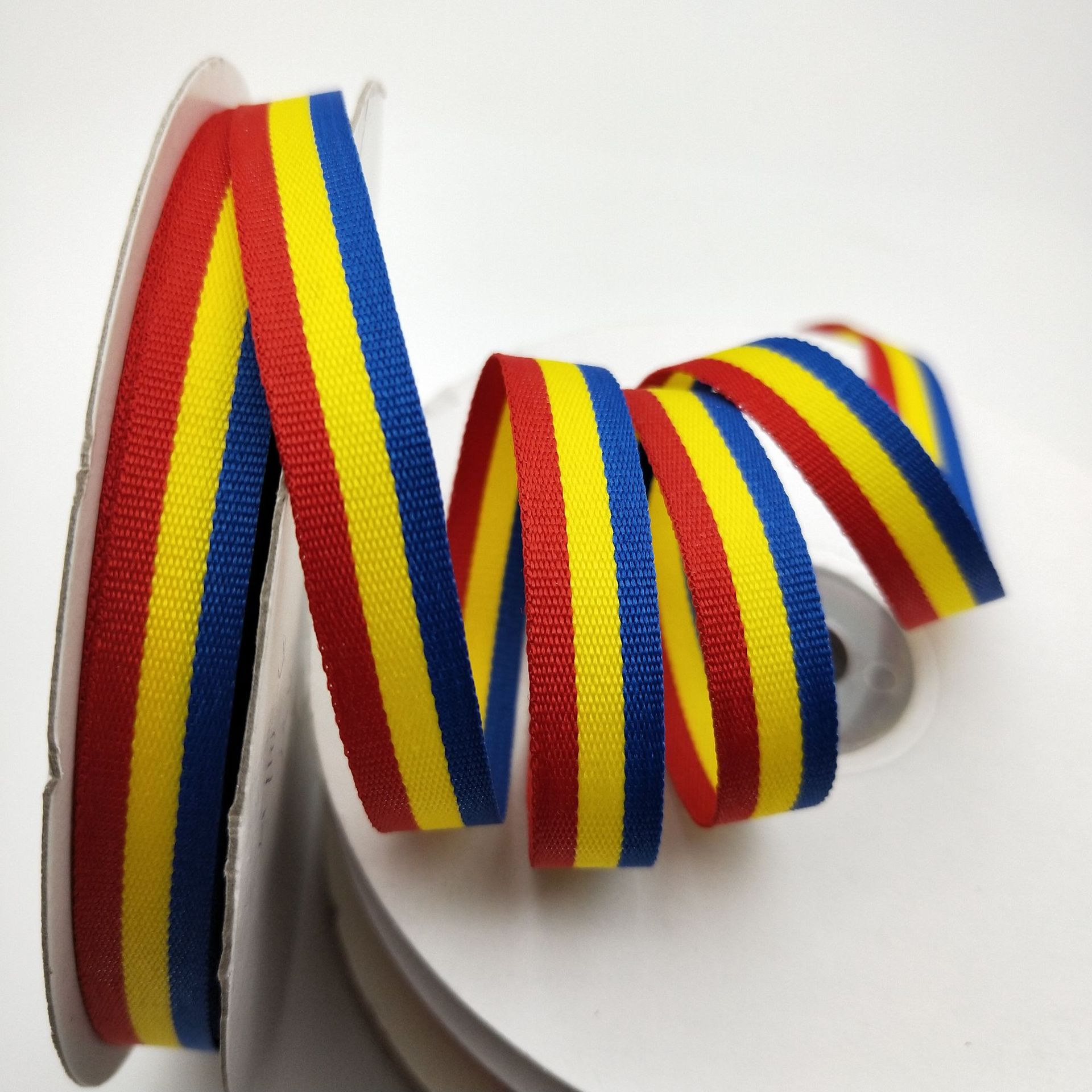 4#Rojo, amarillo y azul*7 mm 200 yardas por rollo