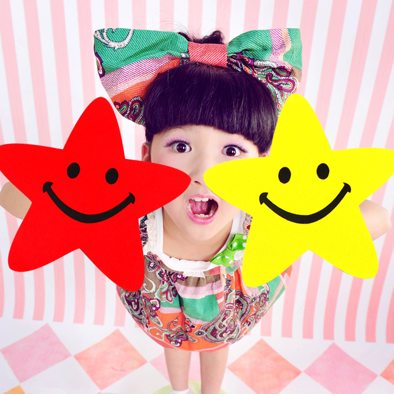 批发 无纺布手拿五角星道具 儿童节毛毡星星手花幼儿园表演国旗