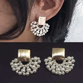 韩国明星同款镂空珍珠扇形金属拉丝质感耳钉耳环