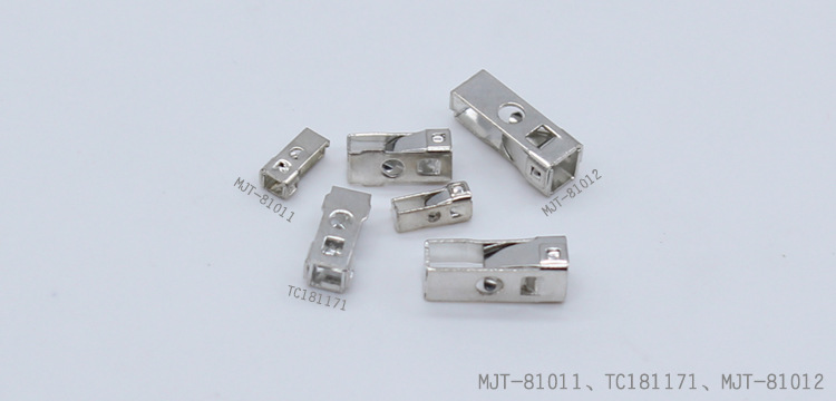 181171�D7