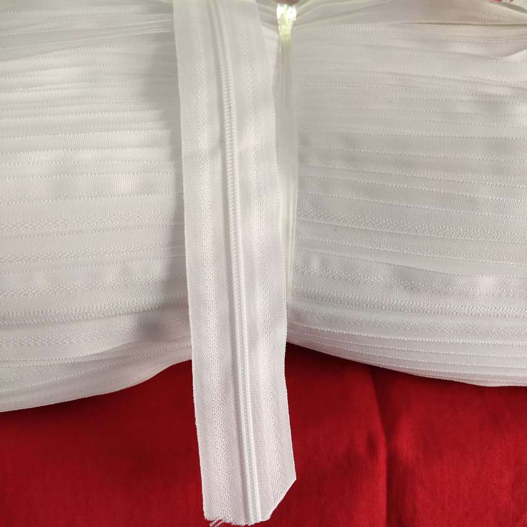 厂家批发3号尼龙码装拉链 被罩拉链 箱包拉链 蚊帐拉链 服饰拉链